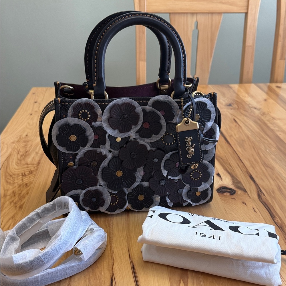 Rogue Bag 25 With Tea Rose Black NWT